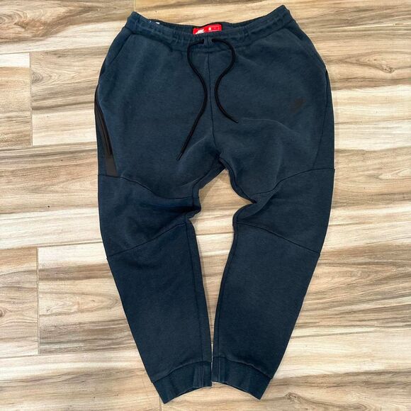navy tech fleece tracksuit